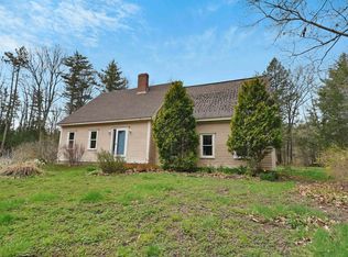 48 Smoke St, Nottingham, NH 03290