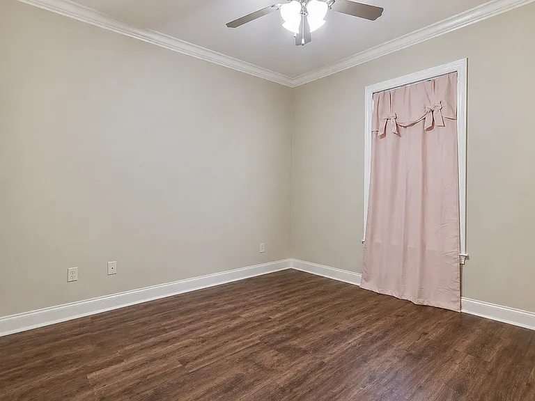 202 Grassland Ave — Photo 17