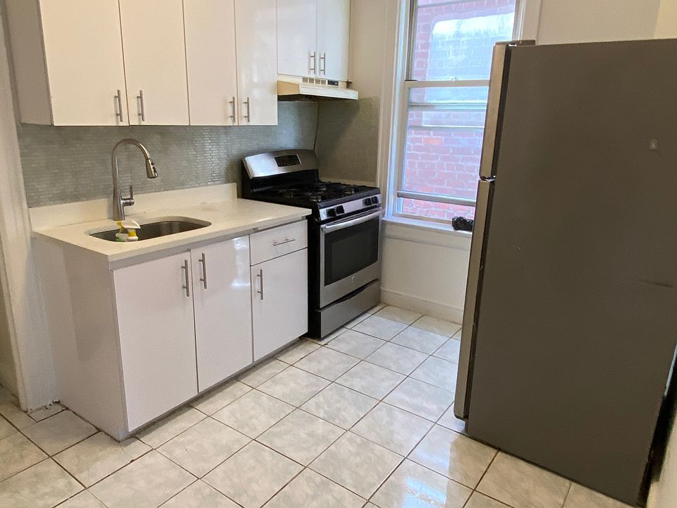 1st image of 111-12 41st Ave #2-F