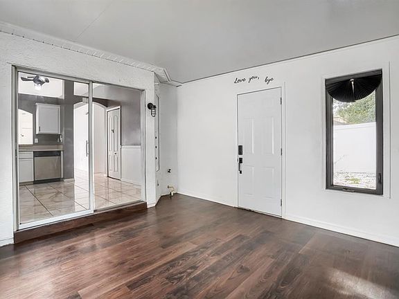 5th image of 701 PERIWINKLE POINTE PLACE