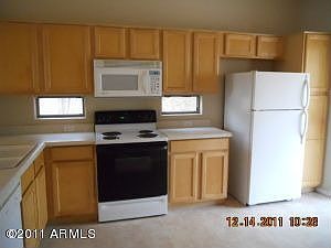 5th image of 14282 W Lexington Ave