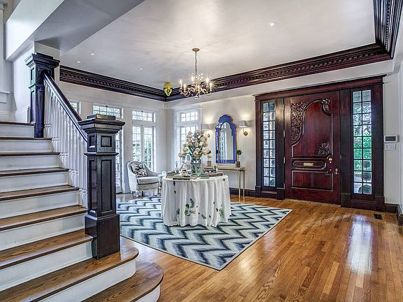 3rd image of 300 Joliet Ave