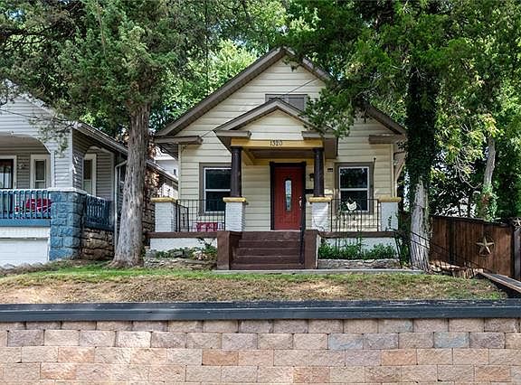 2nd image of 1320 Rowland Ave