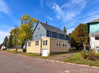 1105 Minnesota St, Hancock, MI 49930