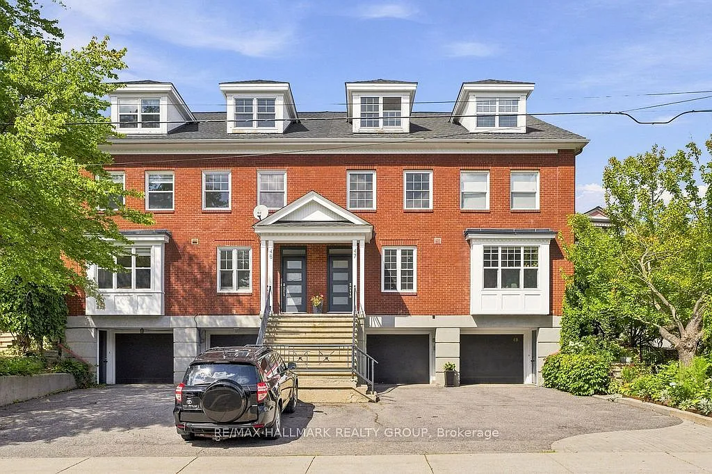 3 bed, $5,400 — Photo 1