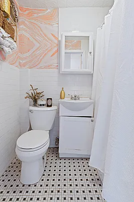 Rented by Compass | media 10