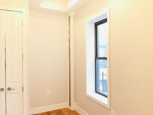 4th image of 307 Eastern Pkwy #3K