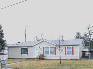 405 N State St, Ridge Farm, IL 61870