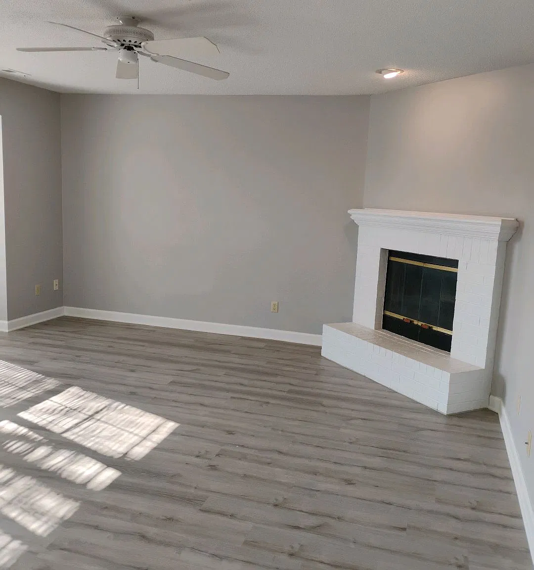 1012 Fox Run Dr - 1 — Photo 3