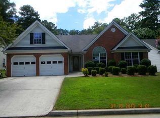 2852 Hillvale Cove Dr, Lithonia, GA 30058