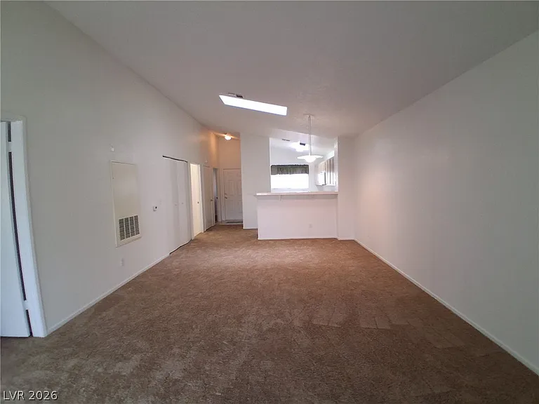 7802 Kings Cove Ct — Photo 3
