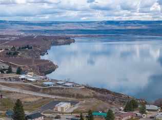 8 Highway 97, Brewster, WA
