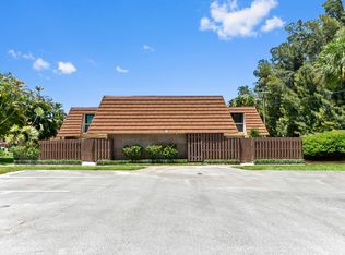 825 Center St APT 12A, Jupiter, FL 33458