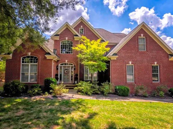 1141 Cedar Ridge Dr, Carbondale, IL 62901