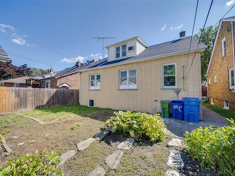 1715 Alexis Rd #LOWER — Photo 45