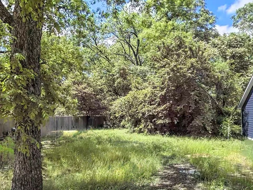 2nd image of 2635 Starks Ave