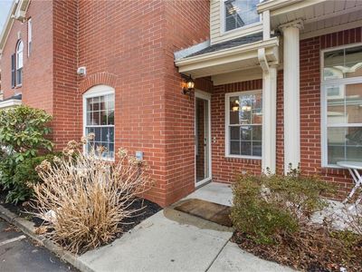 626 Smithfield Rd APT 906, North Providence, RI, 02904