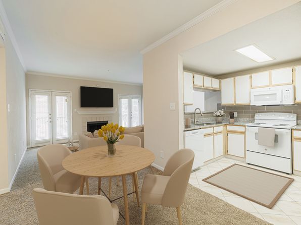 10801 Legacy Park Dr APT 416