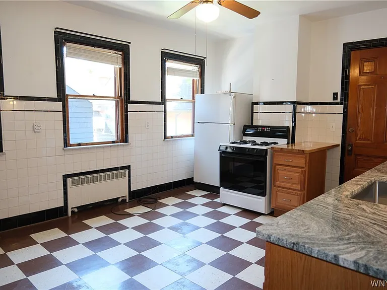 753 Lafayette Ave #UPPER — Photo 12