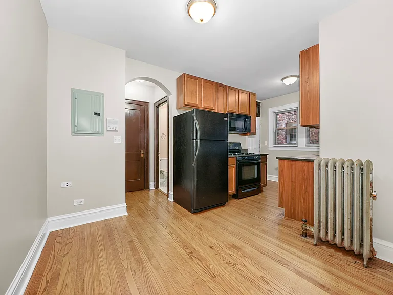 1929 Grove Ave #305 — Photo 7