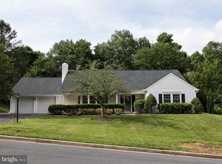 8910 Royal Ridge Ln, Laurel, MD 20708