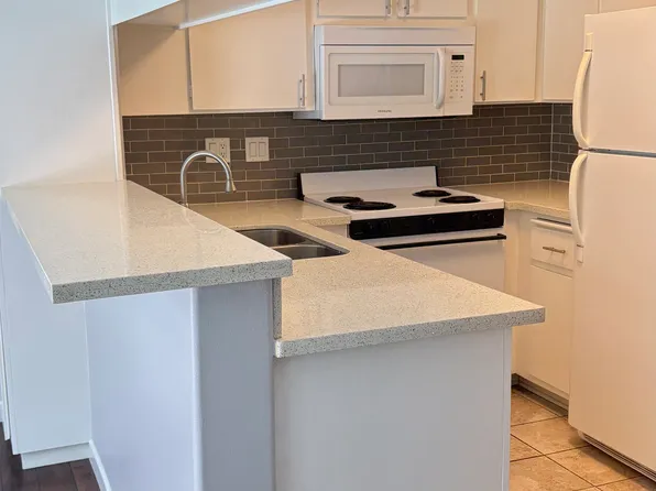 Spencer Plaza, 3708 Spencer St Floor 1, Torrance, CA 90503