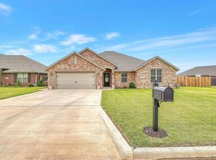 2920 Stephanie Ln, Altus, OK 73521