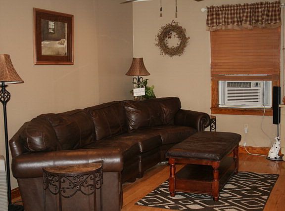 2nd image of 129 Bellwood Dr