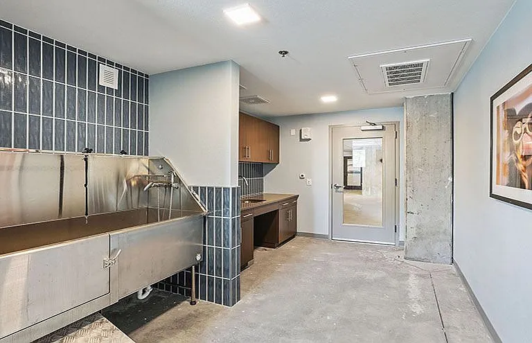 Airie Apartments — Photo 32