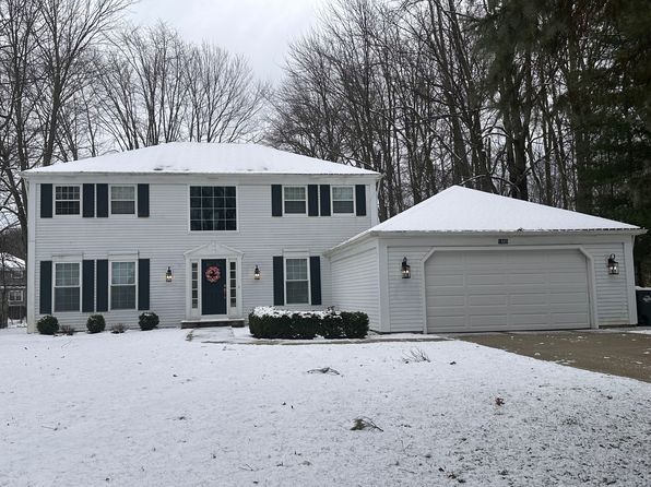 1865 Halls Carriage Path, Westlake, OH 44145 – 4-bedroom rental in Westlake