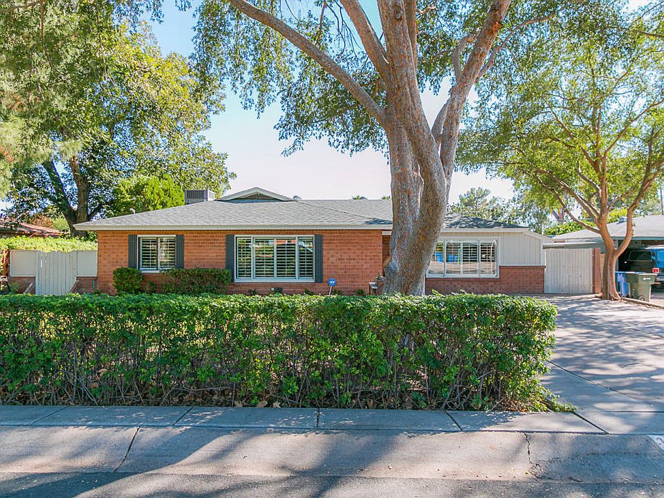 1st image of 1915 E Palo Verde Dr