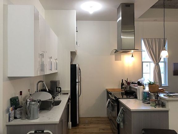 2nd image of 329 Sterling St APT 3D