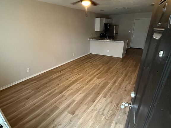 Unit Photo