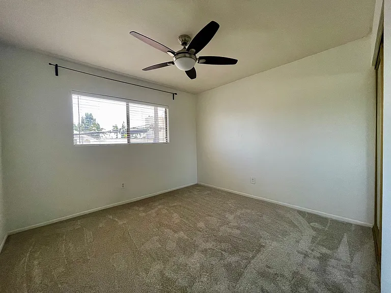 845 E Ave #G — Photo 8