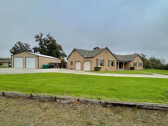 2nd image of 2524 N B&b Blvd