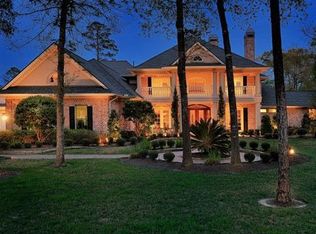 2 Norlund Way, The Woodlands, TX 77382