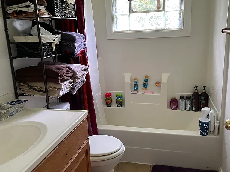 1313 Berg St #1311 — Photo 4