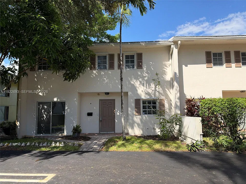 3141 N Palm Aire Dr #3141