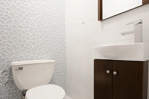 Rented by MySpaceNYC | media 28