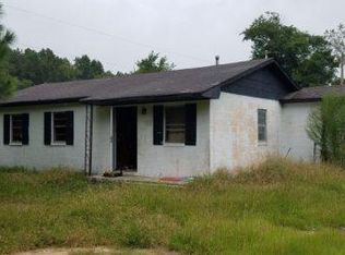 159 Maplehill Rd, Harleyville, SC 29448