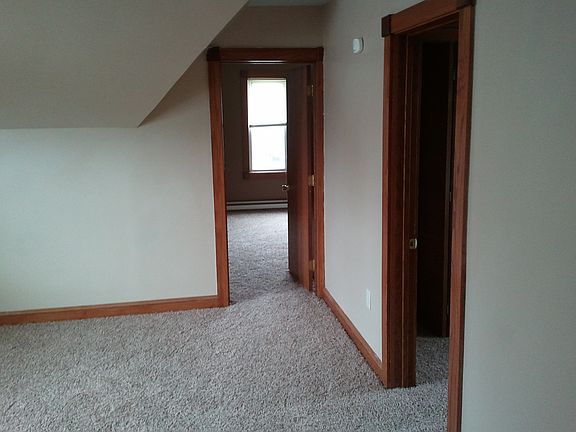 3rd image of 301 2nd Ave S