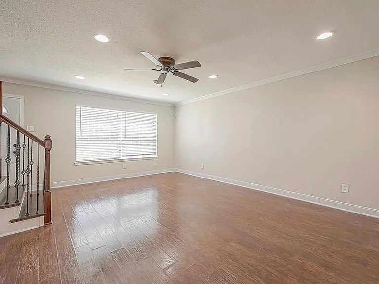9108 Kempwood Dr #9108 — Photo 4
