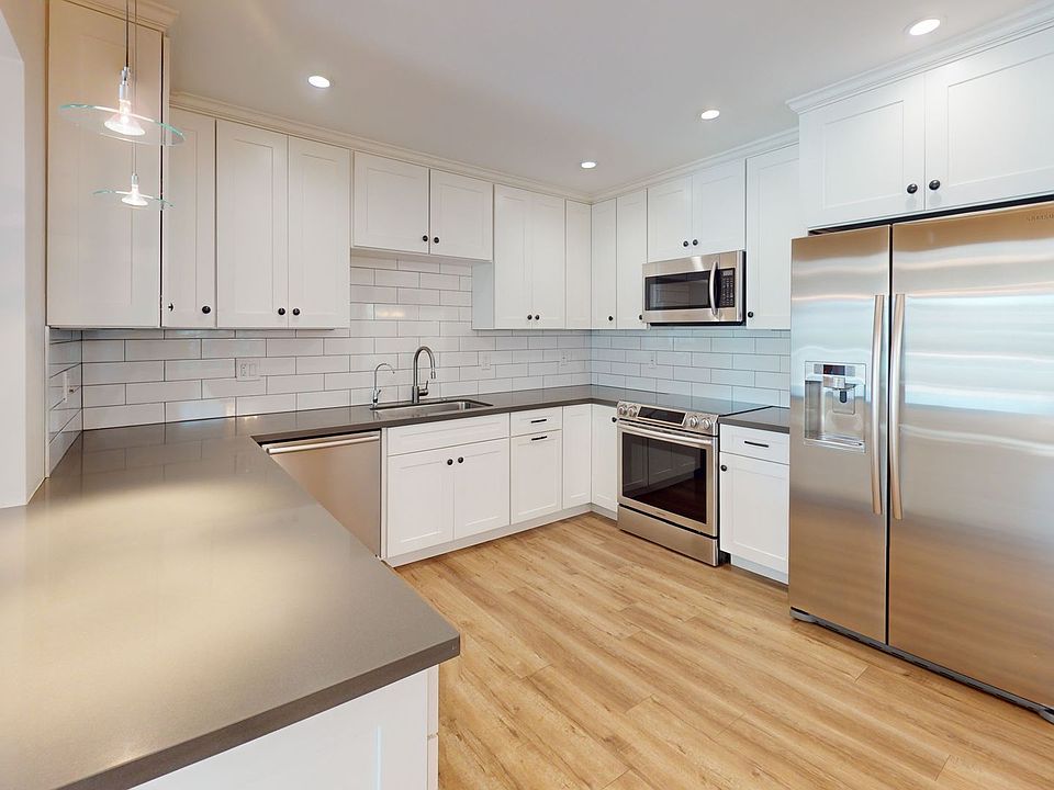1st image of 736 F Ave Unit 2
