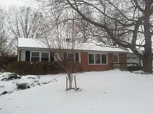 2721 Sherwood Ln photo 1