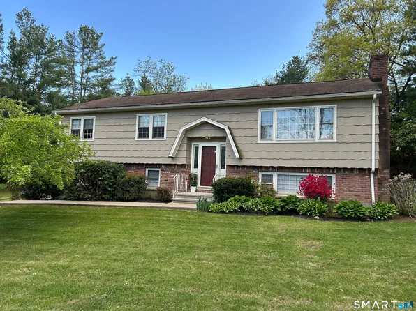 (undisclosed Address), Shelton, CT 06484