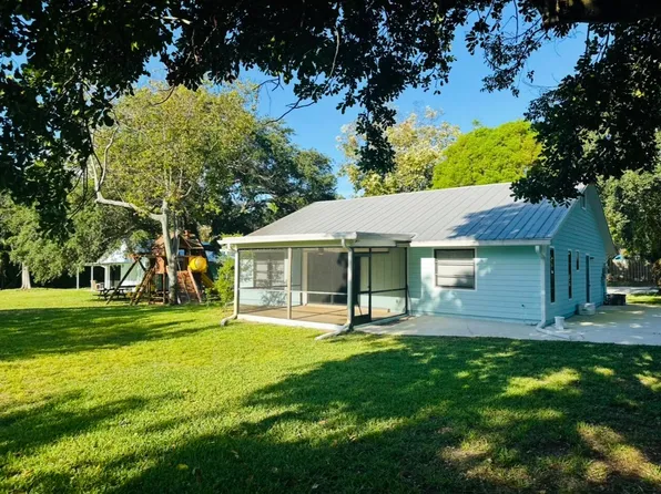10908 SE Hobart Street, Jupiter, FL 33469
