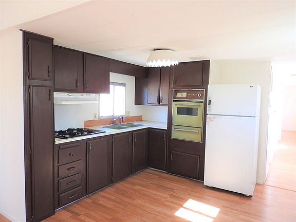4th image of 680 East St Spc 3