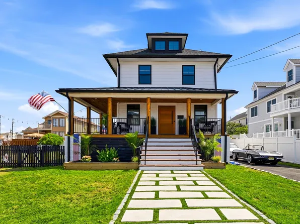 225 W Lavender Rd, Wildwood Crest, NJ 08260