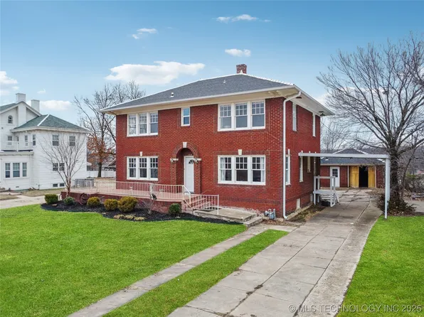 1715 Grandview Ave, Pawhuska, OK 74056