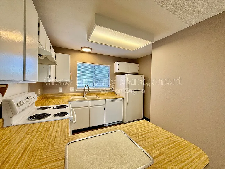 8635 Clay St #416 — Photo 7